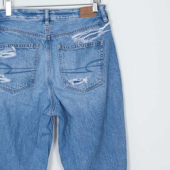 American Eagle Straight Leg Distressed Mom Jeans Women's Size 4 Regular‎ - Picture 6 of 8